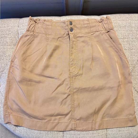 LOFT Dresses & Skirts - LOFT Tan Mini Skirt